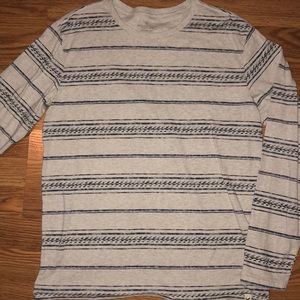 Men’s American Eagle long sleeve shirt